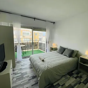 Confortable Estudio Con Terraza, Vistas A La Montaña, Mar Y Mas , Torremolinos España