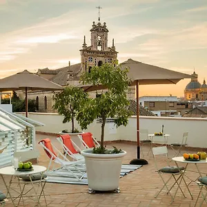 Santa Paula Pool & Luxury Seville